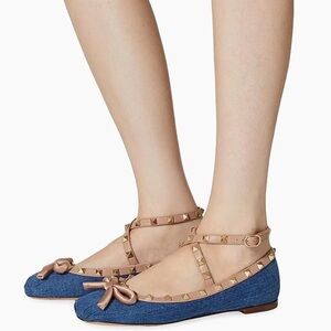 NIB VALENTINO GARAVANI rockstud ankle strap Denim Ballet Flats size 39